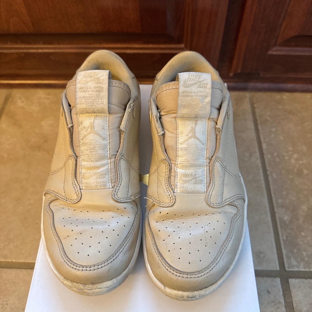 Air Jordan 1 Retro Low Slip Desert Ore / Light Cream